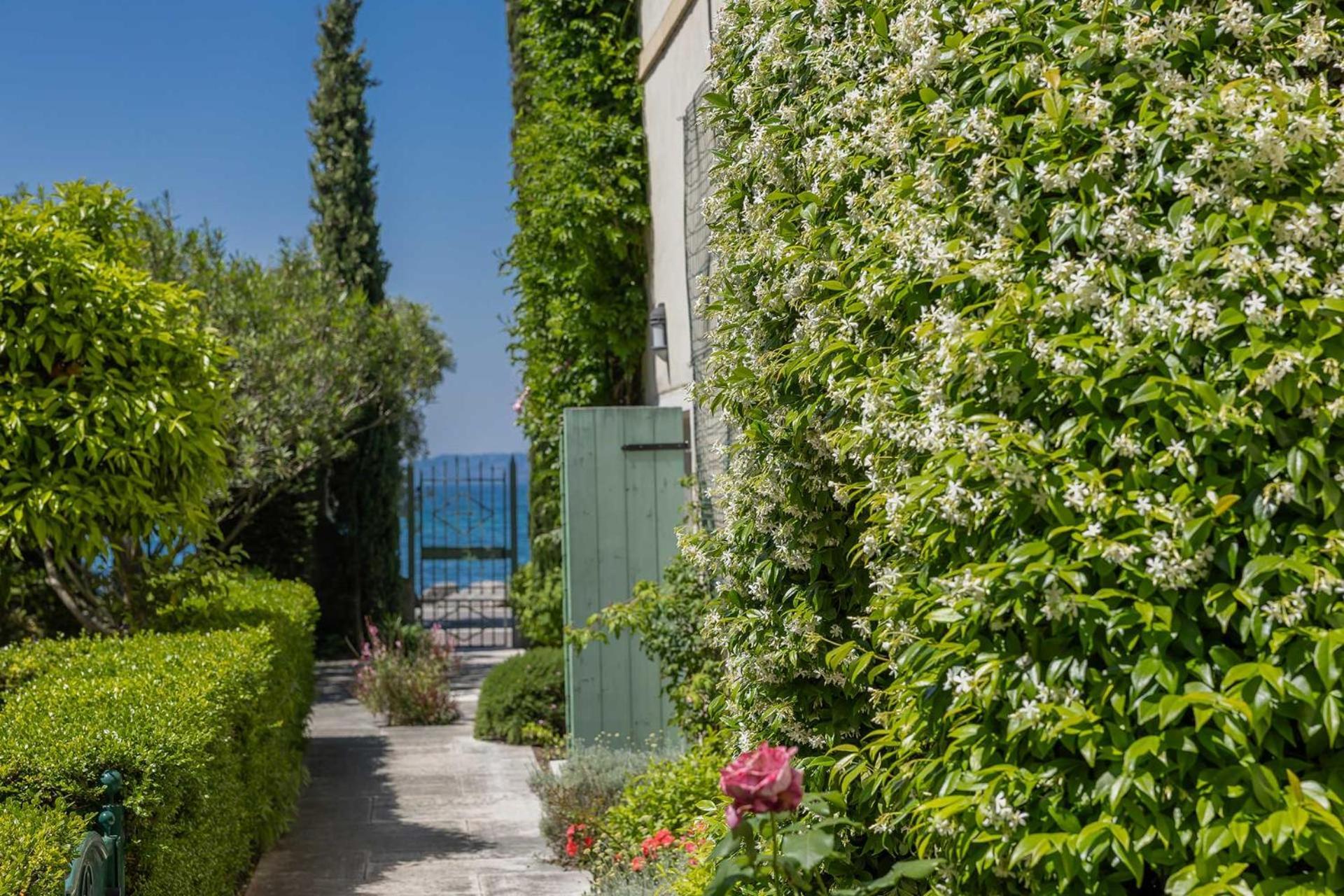 Villa Cisano Residenza D'Epoca Бардолино Экстерьер фото